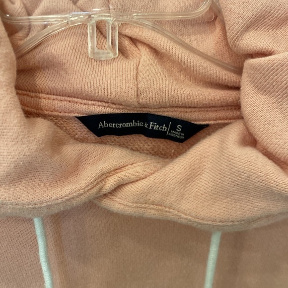 Abercrombie & Fitch Light pink/ peach Crop Hoodie small - Picture 2 of 5